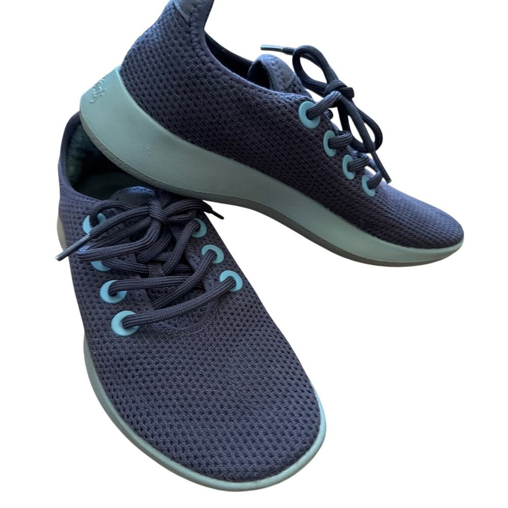 Allbirds Purple Sneakers Women's Size 7 gym workout running Tennis Shoe comfort